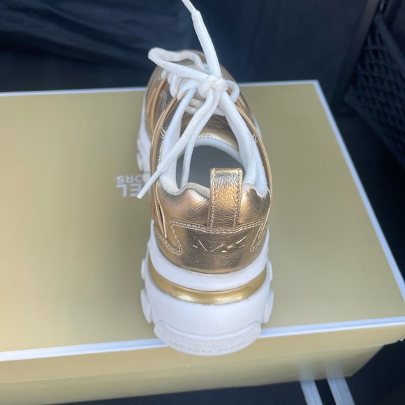Michael Kors Nick Metallic Leather
Trainer in Gold - - Picture 4 of 6